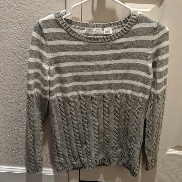 Sweater - Picture 1 of 2